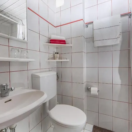 In Pjescana Uvala Mit Gemeinschaftspool * Póla